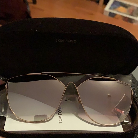 Tom Ford Sunglasses - Picture 3 of 7